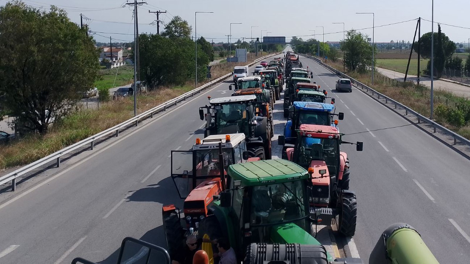 Πανελλαδική σύσκεψη αγροτών στη Νίκαια